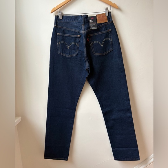 NWT Levi's 501 Jeans 29x32 - Picture 4 of 11